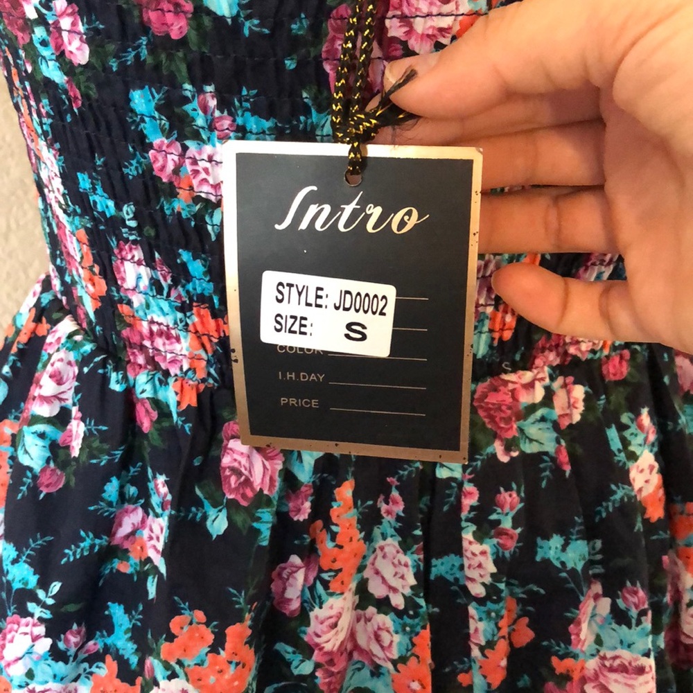 Intro Strapless Floral Dress - Picture 4 of 6
